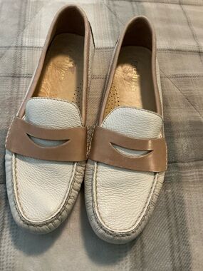 Womens leather driving shoes